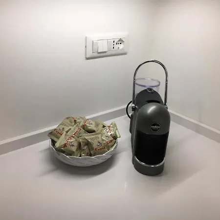 Casa Di Dada - Statua Palermo