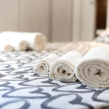 Casa Di Dada - Statua *